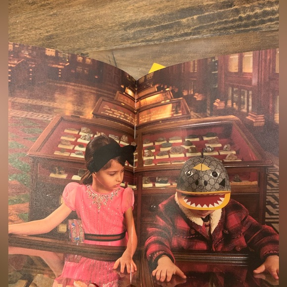 Bundle of 3 GUCCI Kids Collection Books - Picture 4 of 9